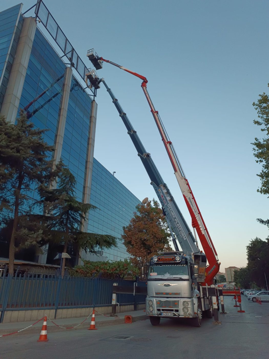Yüksek Cephe ve Cam Giydirme Çalışmaları - 3
